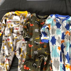 Lot 3T fleece footie pajamas